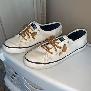 Sperry Boat shoes (cream)